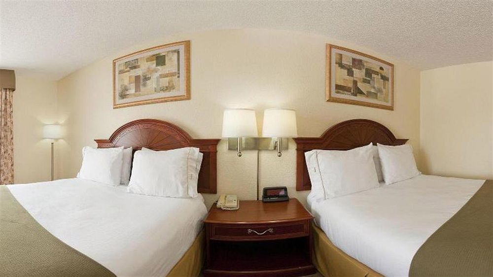 Holiday Inn Express Hotel & Suites Kimball, An Ihg Hotel Екстер'єр фото