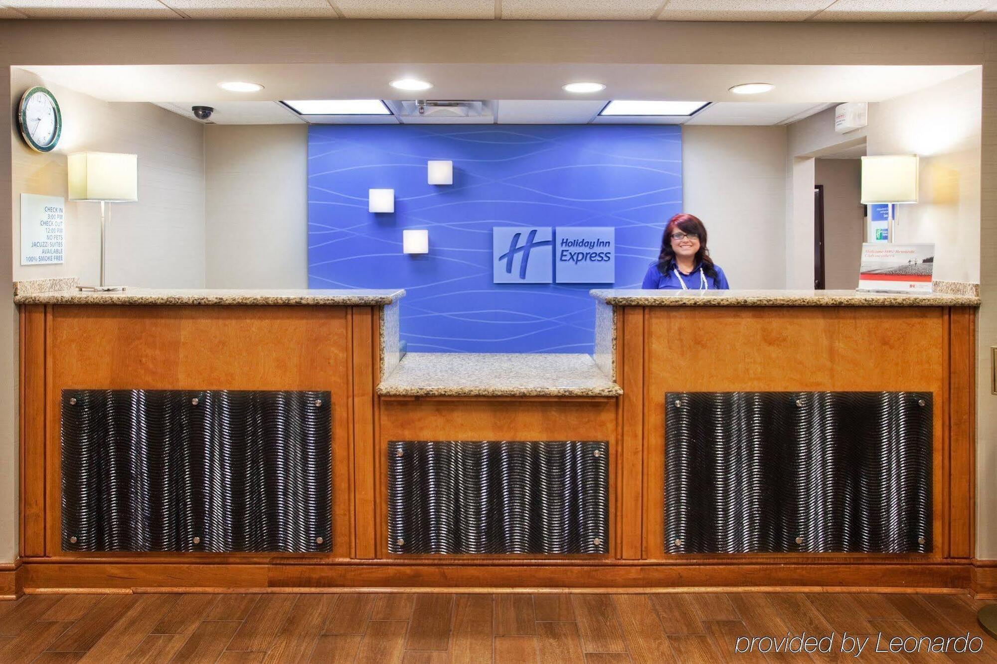Holiday Inn Express Hotel & Suites Kimball, An Ihg Hotel Екстер'єр фото